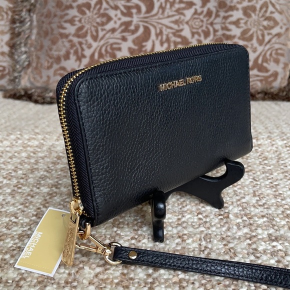 Michael Kors Jet Set Travel LG Flat MF Phone Case - Picture 5 of 15